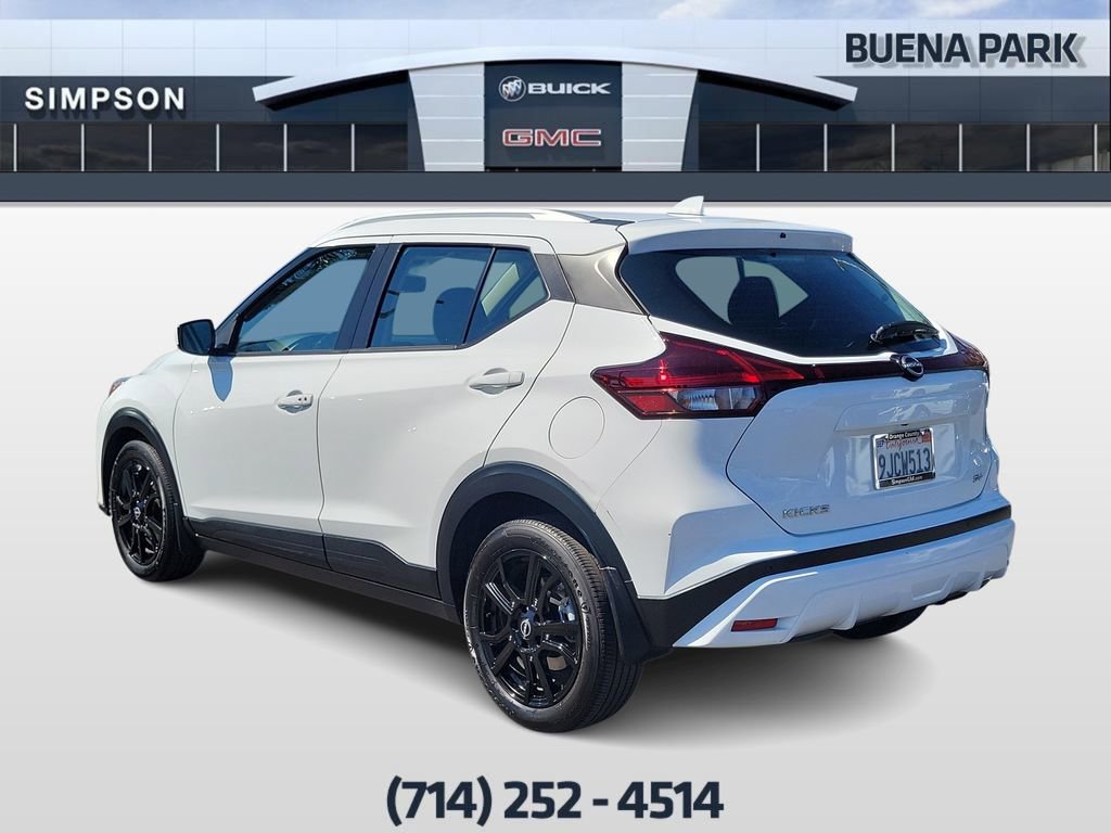 Used 2023 Nissan Kicks SV FWD image 6