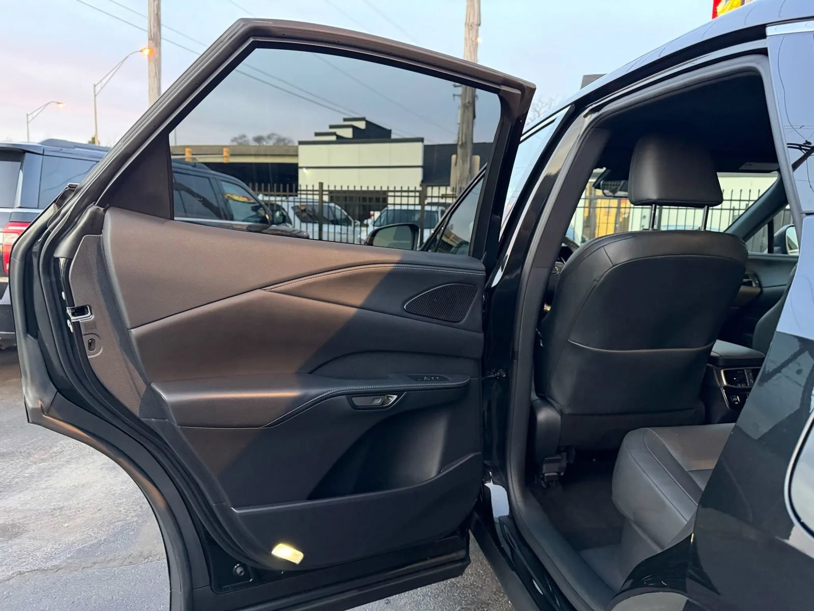 Used 2023 Lexus RX 350 FWD image 18