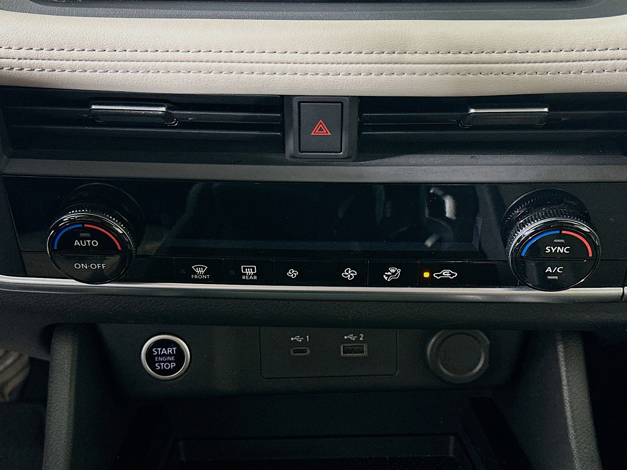 Used 2023 Nissan Rogue SV image 22