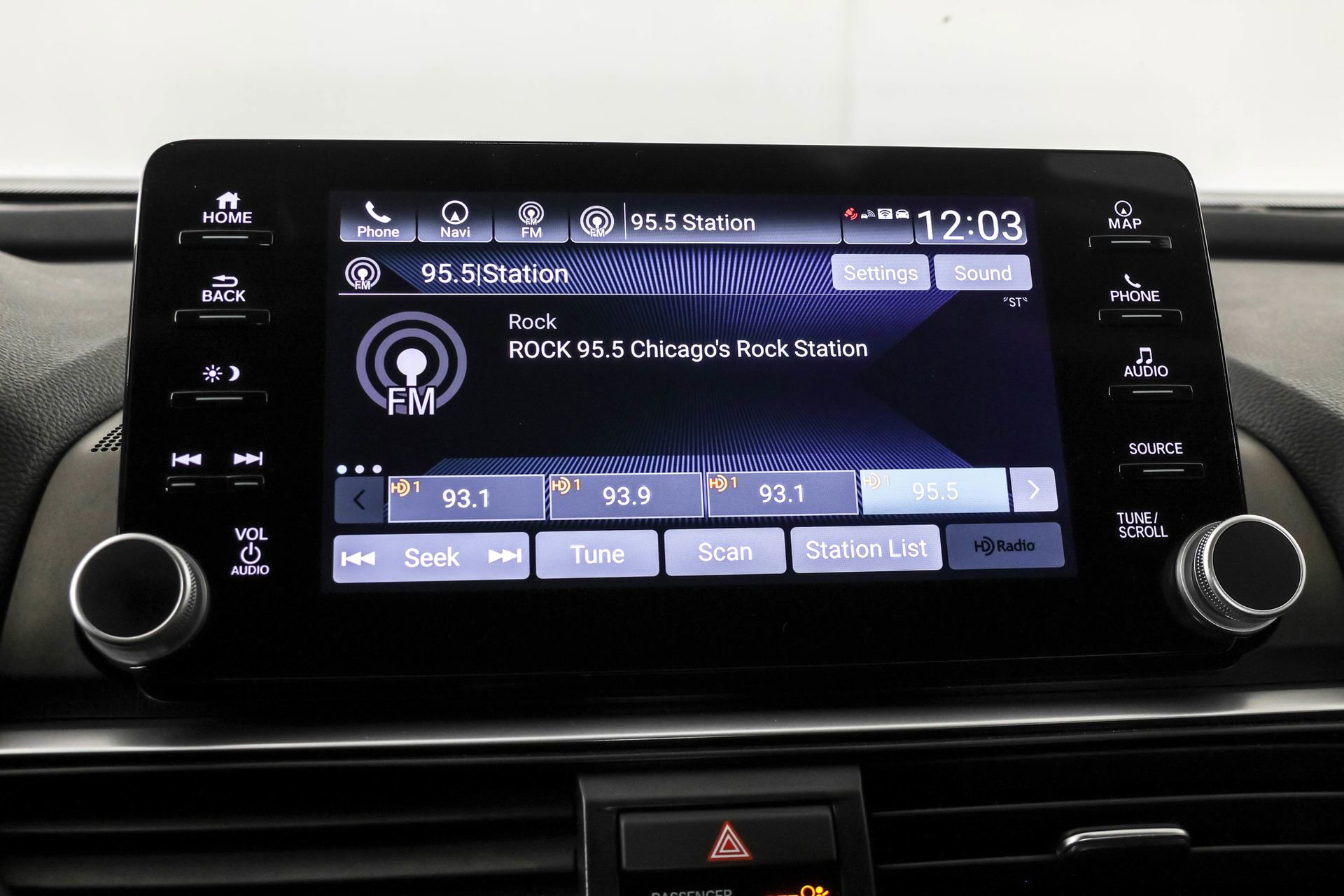 Used 2021 Honda Accord Touring image 28