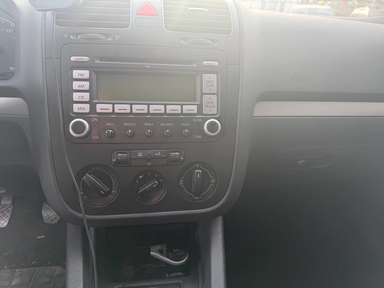 Used 2007 Volkswagen Rabbit 4-Door image 8