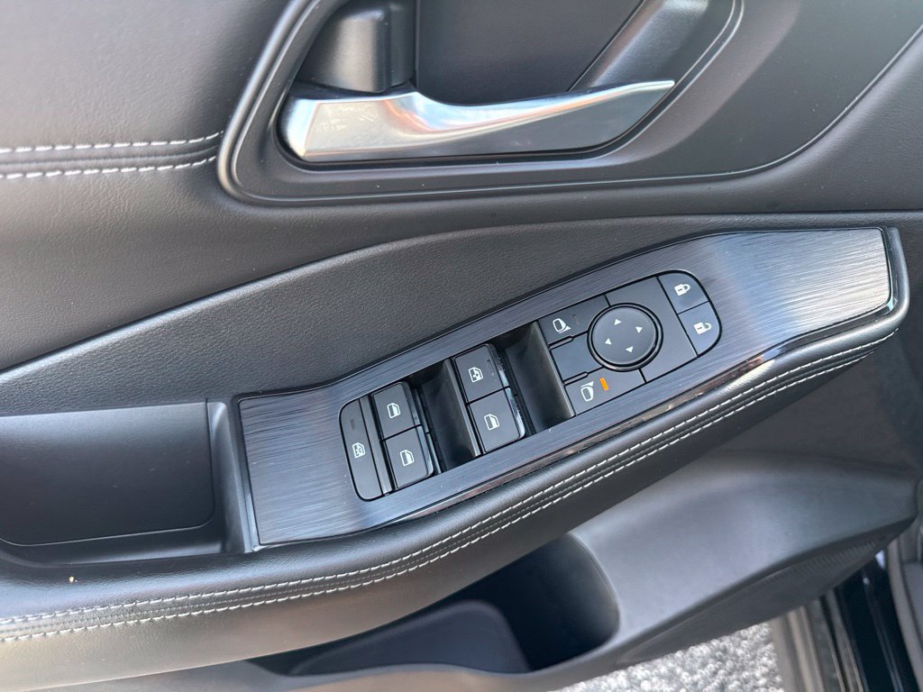 Certified 2023 Nissan Rogue SV w/ SV Premium B Package AWD/4WD image 13