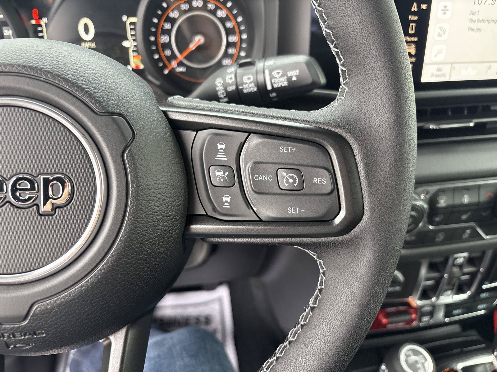 New 2026 Jeep Wrangler Unlimited Rubicon AWD/4WD image 17