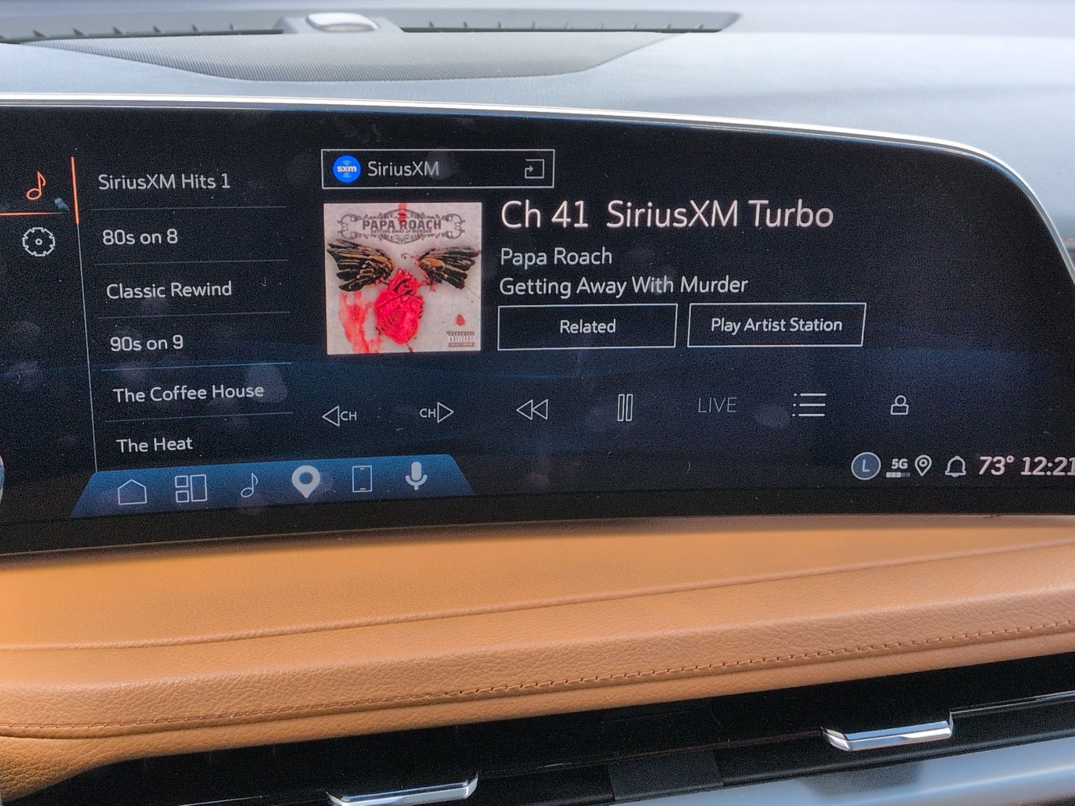 Used 2025 Cadillac XT4 Premium Luxury w/ Technology Package image 22