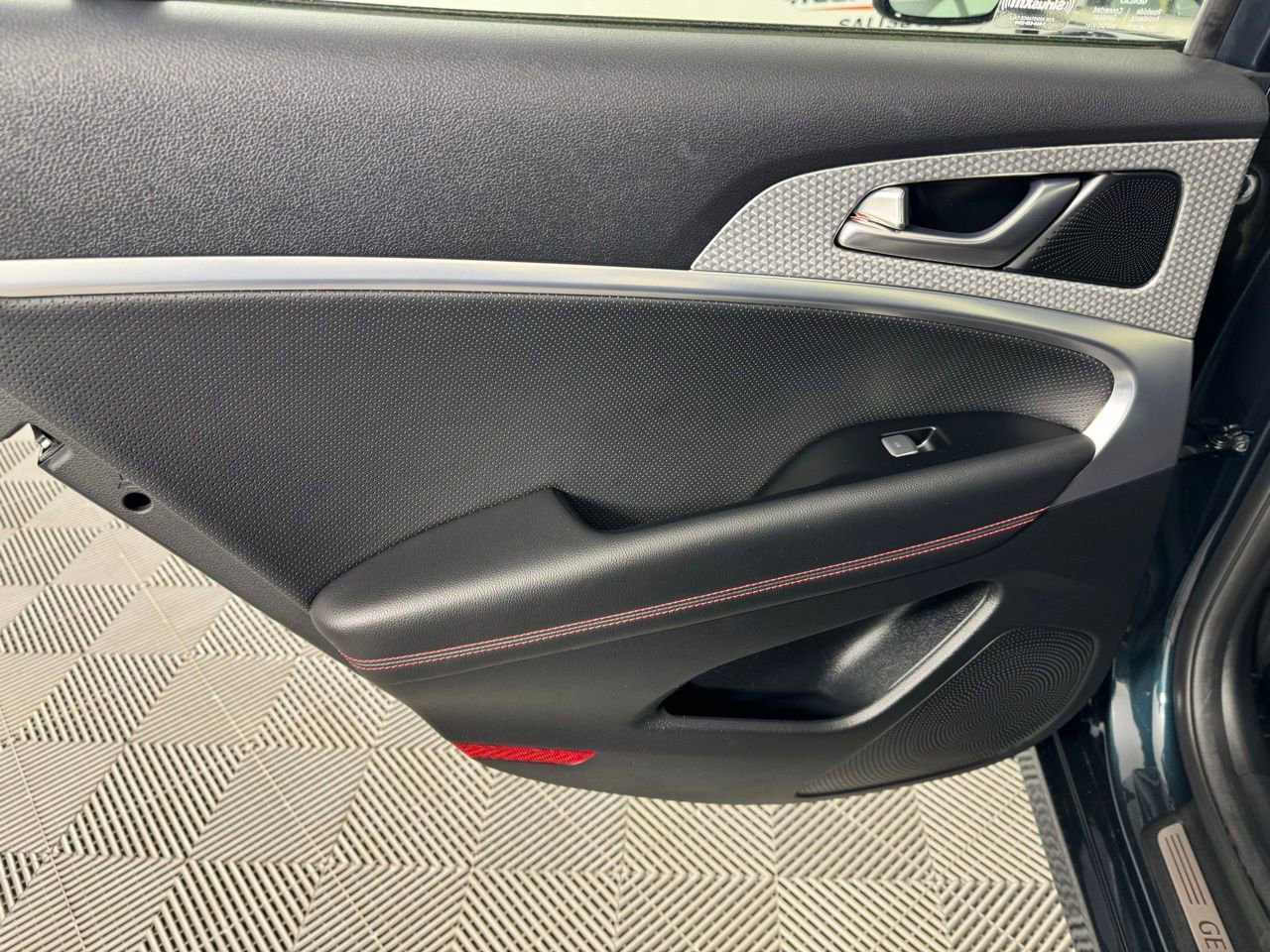 Used 2023 Genesis G70 2.0T w/ Sport Prestige Package image 28