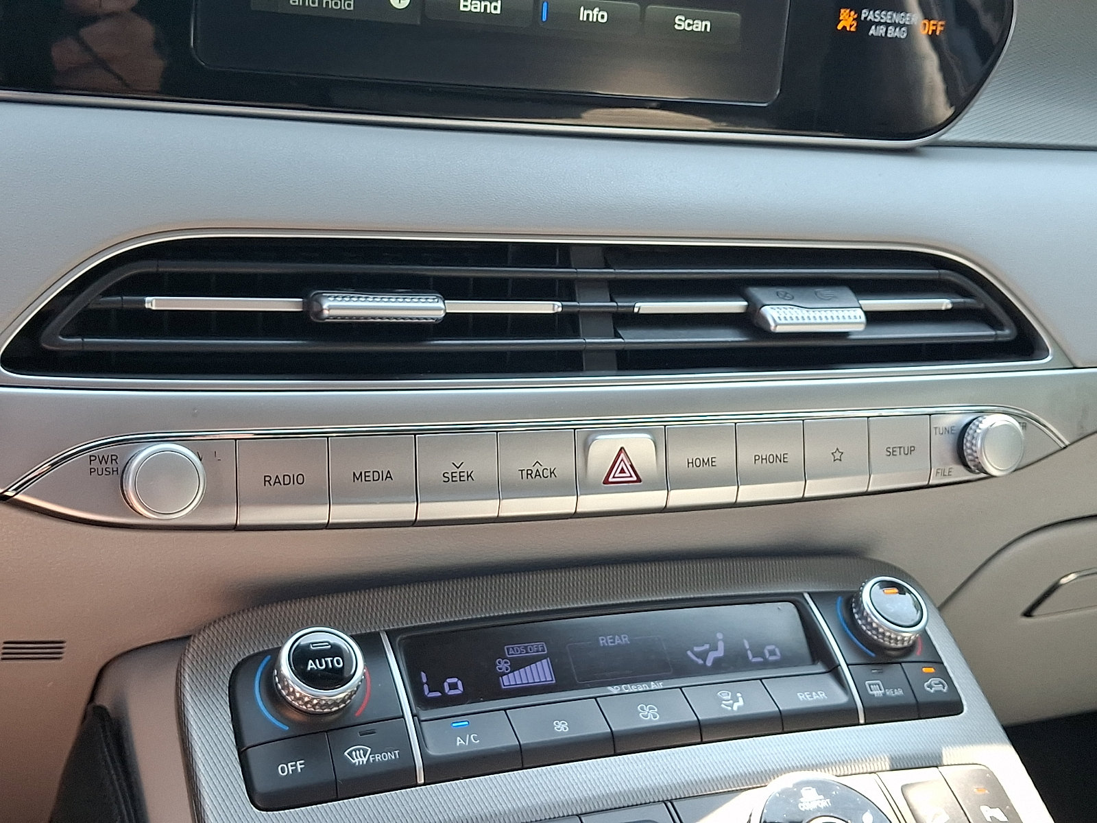 Used 2020 Hyundai Palisade SEL AWD/4WD image 18