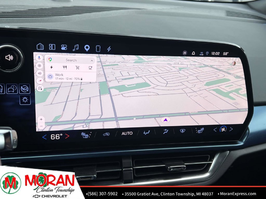 Used 2024 Chevrolet Equinox EV LT FWD image 21
