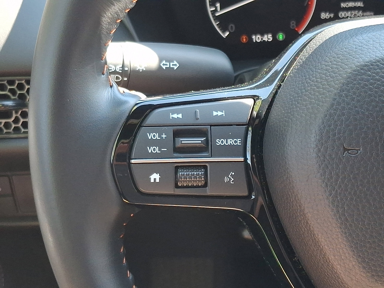 Used 2025 Honda HR-V Sport image 20