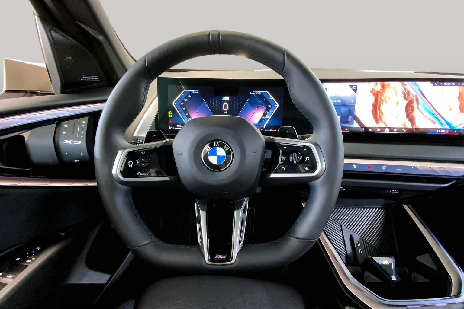 Used 2025 BMW X3 xDrive30i w/ M Sport Package AWD/4WD image 5