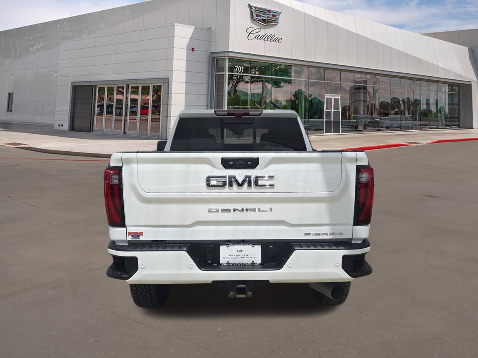 Used 2025 GMC Sierra 2500 Denali Ultimate AWD/4WD image 5