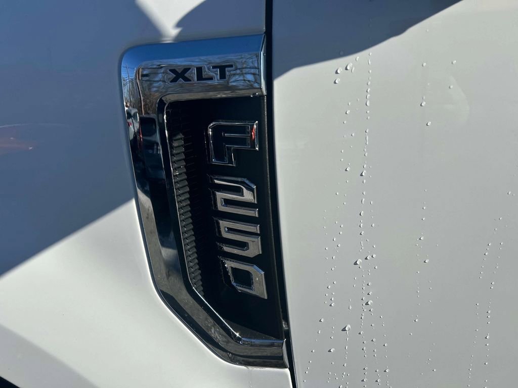 Used 2022 Ford F250 XLT w/ FX4 Off-Road Package image 3