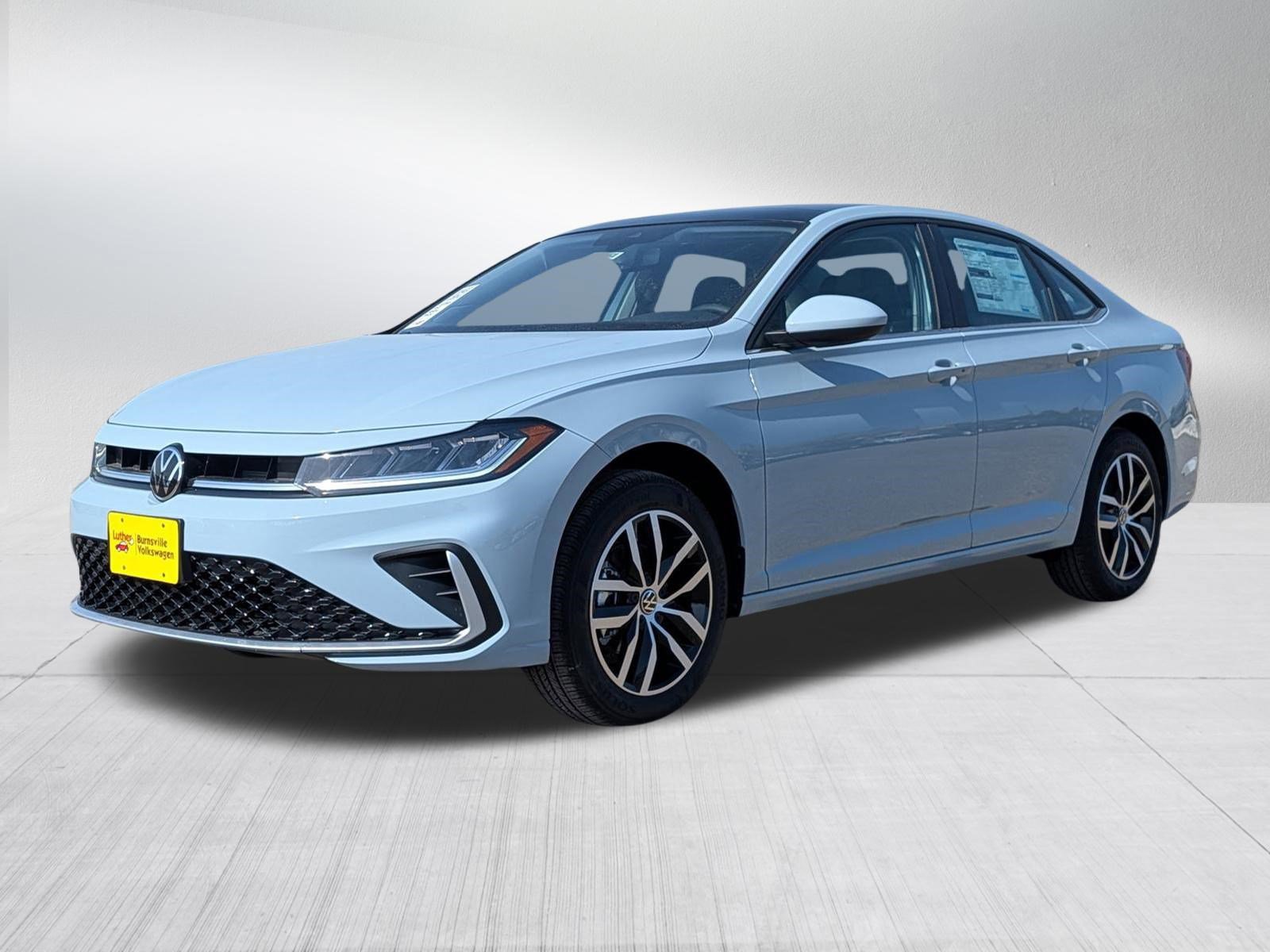 New 2026 Volkswagen Jetta SE image 2