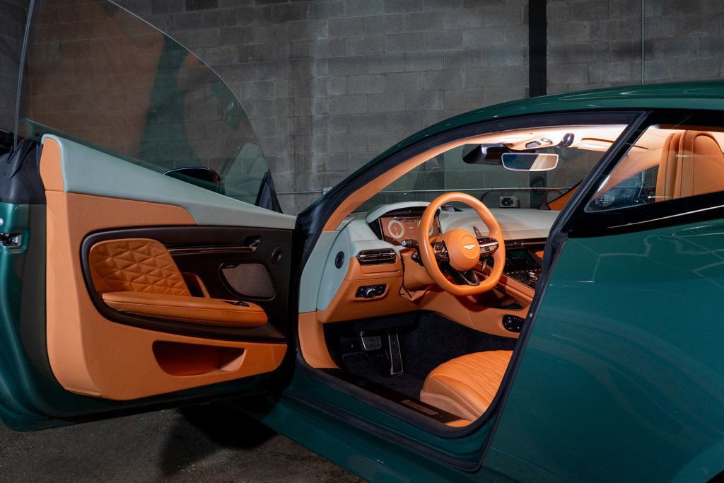 Used 2024 Aston Martin DB12 Coupe image 26