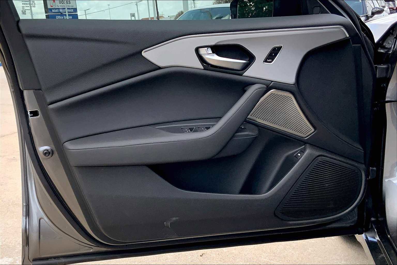 New 2025 Acura TLX w/ Technology Package image 10