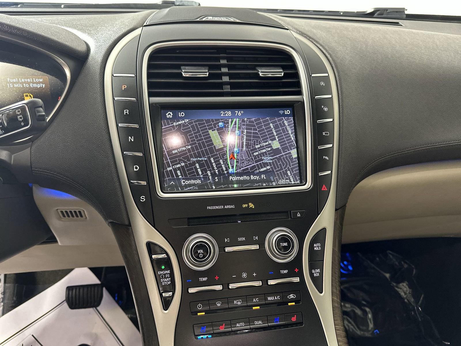 Used 2019 Lincoln Nautilus Reserve image 21