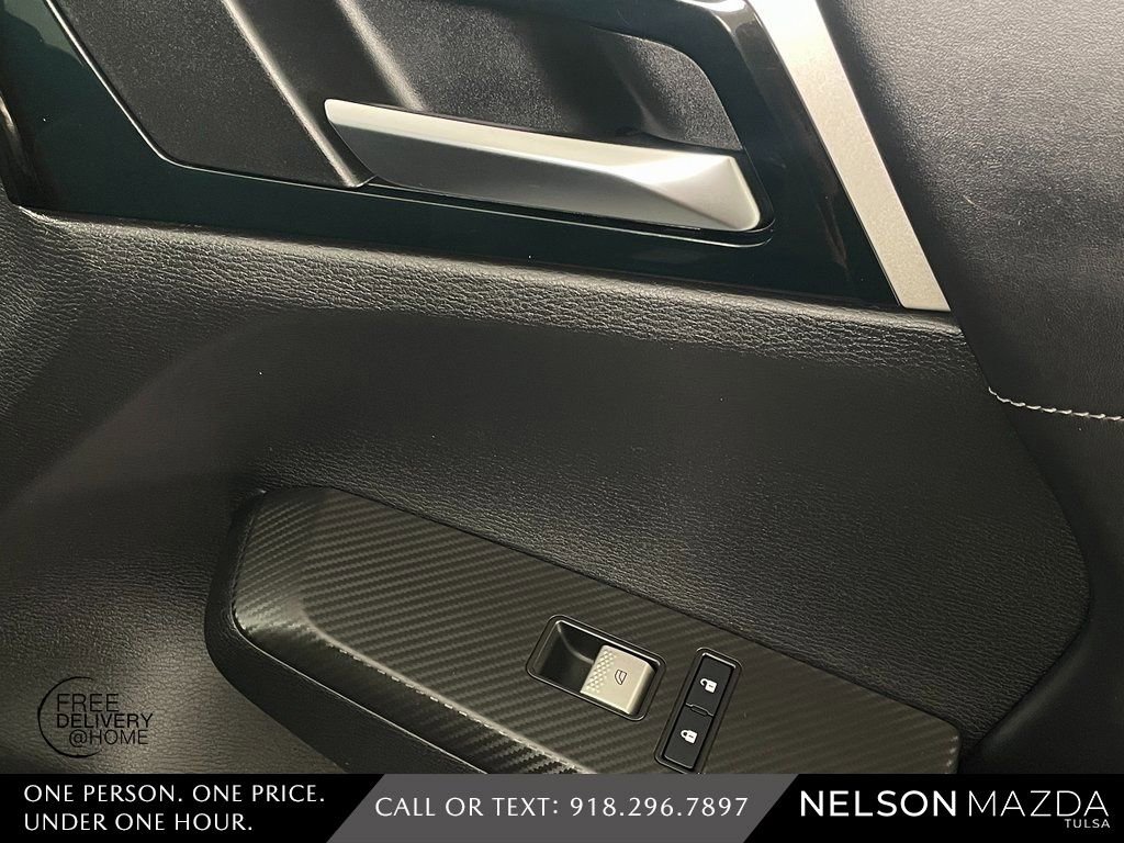 Used 2022 Mitsubishi Outlander SE image 48