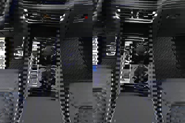 New 2026 Volkswagen Atlas Cross Sport SEL Premium R-Line image 28