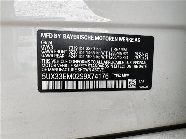 Used 2025 BMW X7 M60i image 15