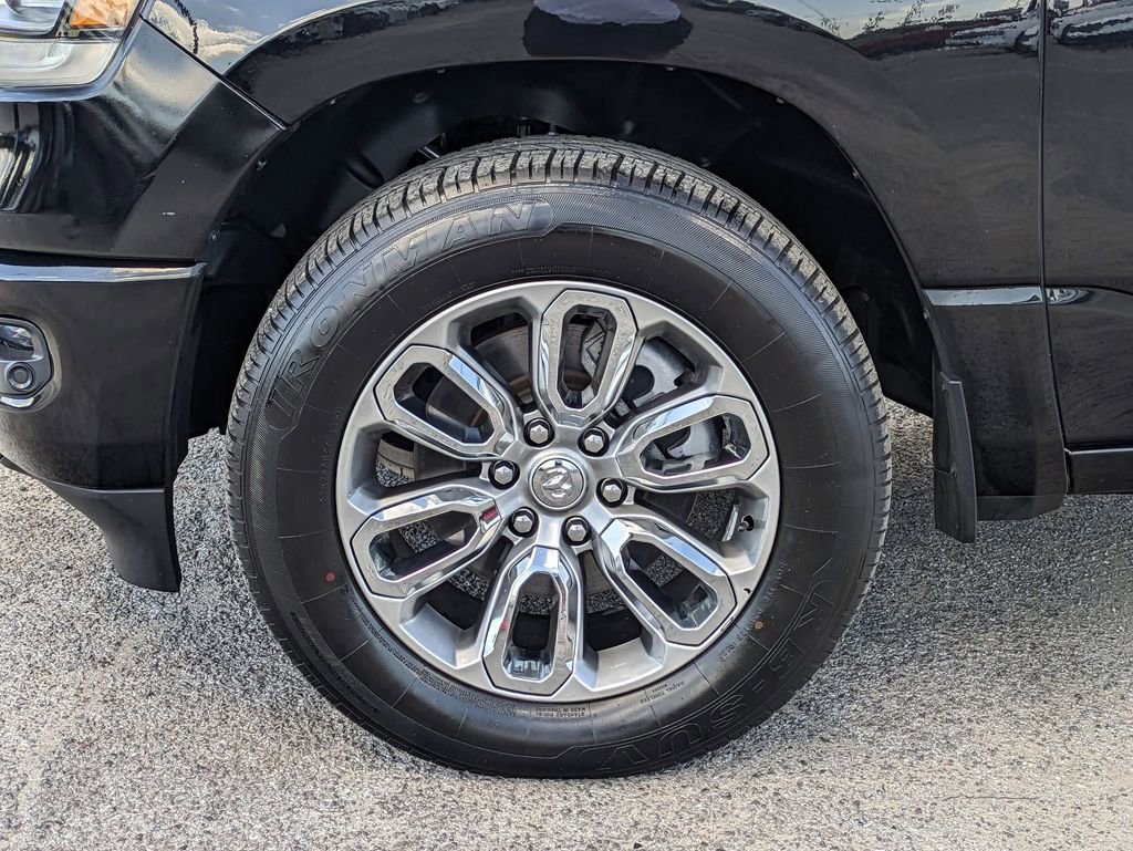 Used 2023 RAM 1500 Laramie image 12