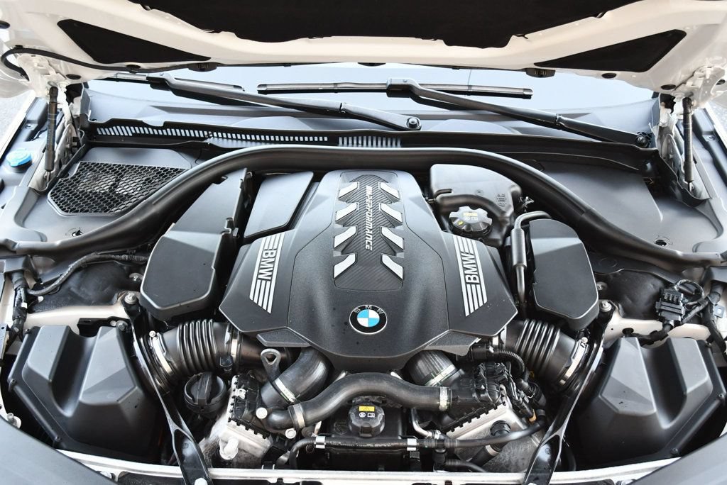 Used 2021 BMW M850i xDrive Convertible AWD/4WD image 83