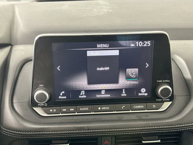 Used 2024 Nissan Rogue SV w/ SV Premium Package image 12