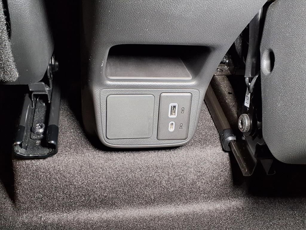 Used 2023 Buick Encore GX Select image 16