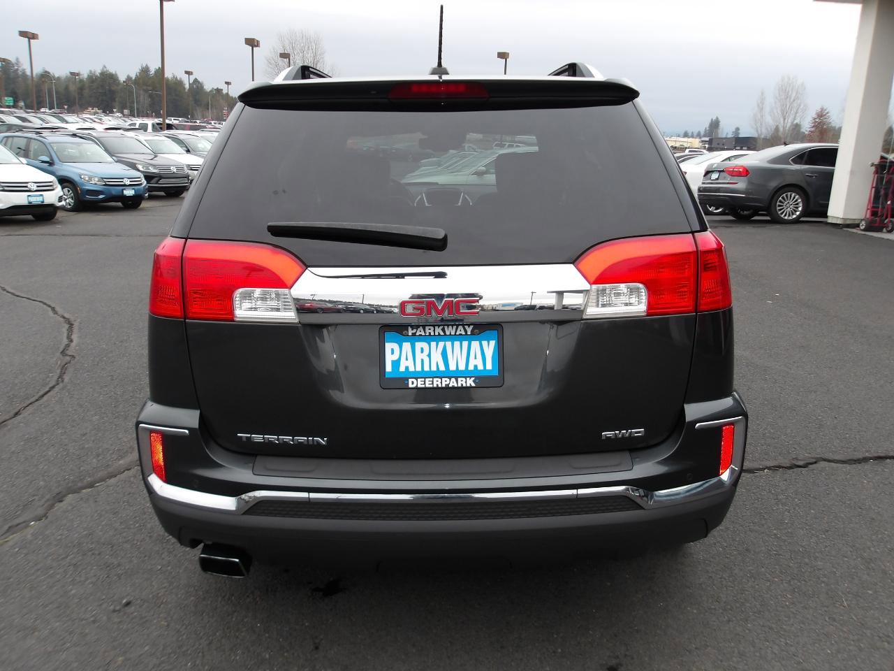 Used 2017 GMC Terrain SLT w/ Open Road Package AWD/4WD image 4