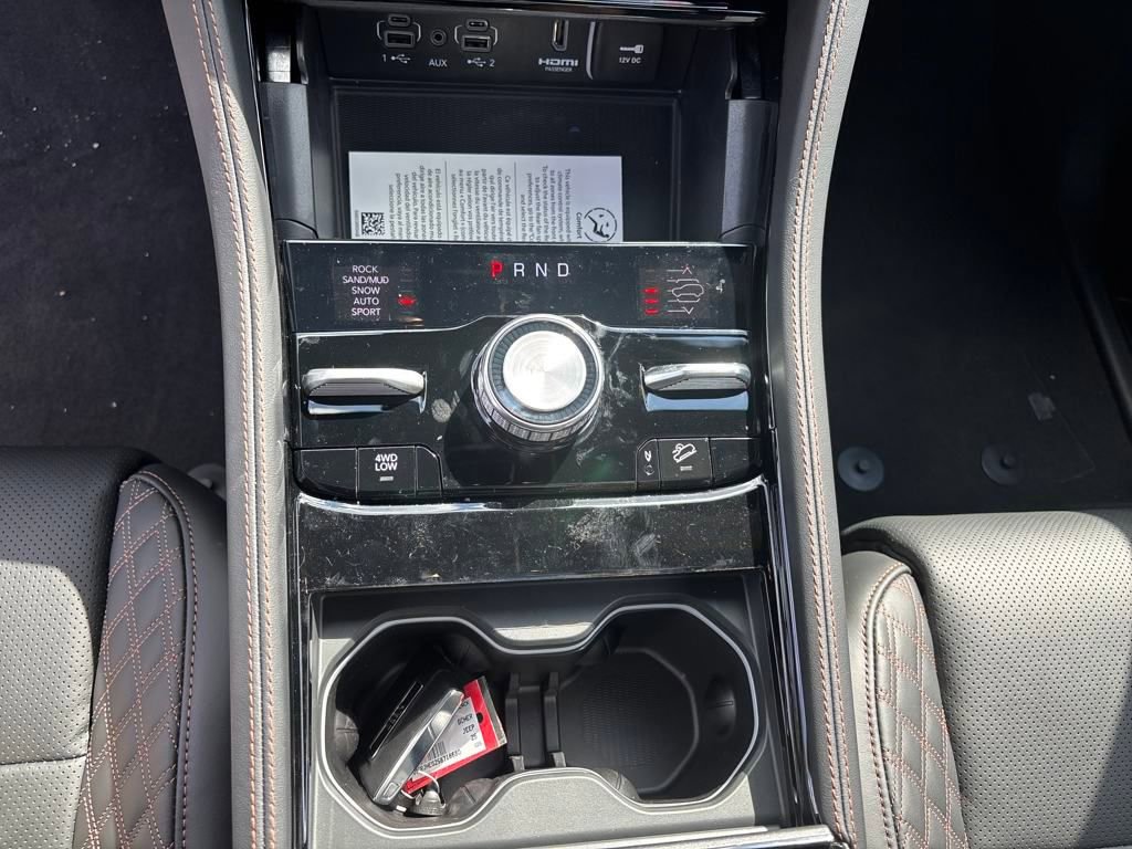 New 2025 Jeep Grand Cherokee Summit image 23