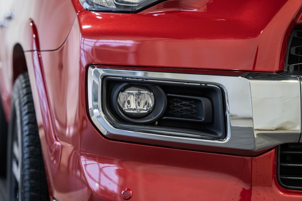 Used 2023 Toyota 4Runner Limited image 11