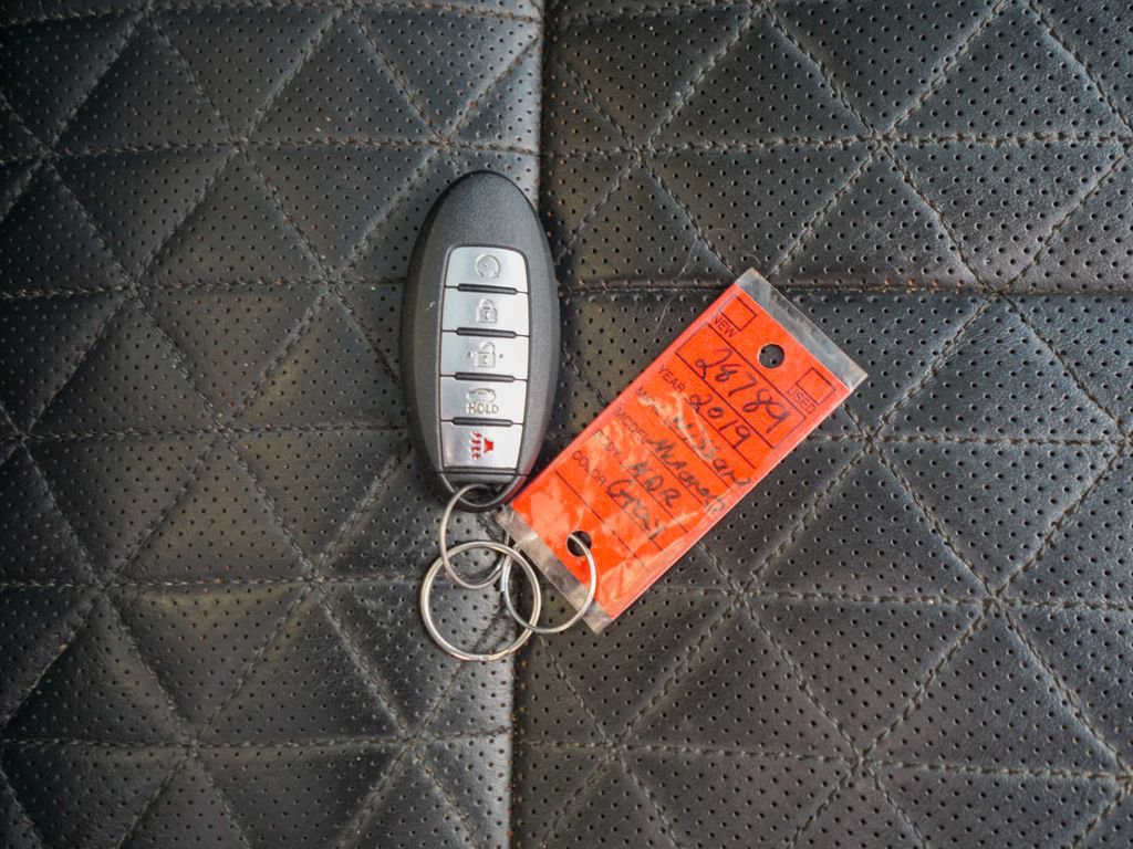 Used 2019 Nissan Murano Platinum w/ Cargo Package image 35