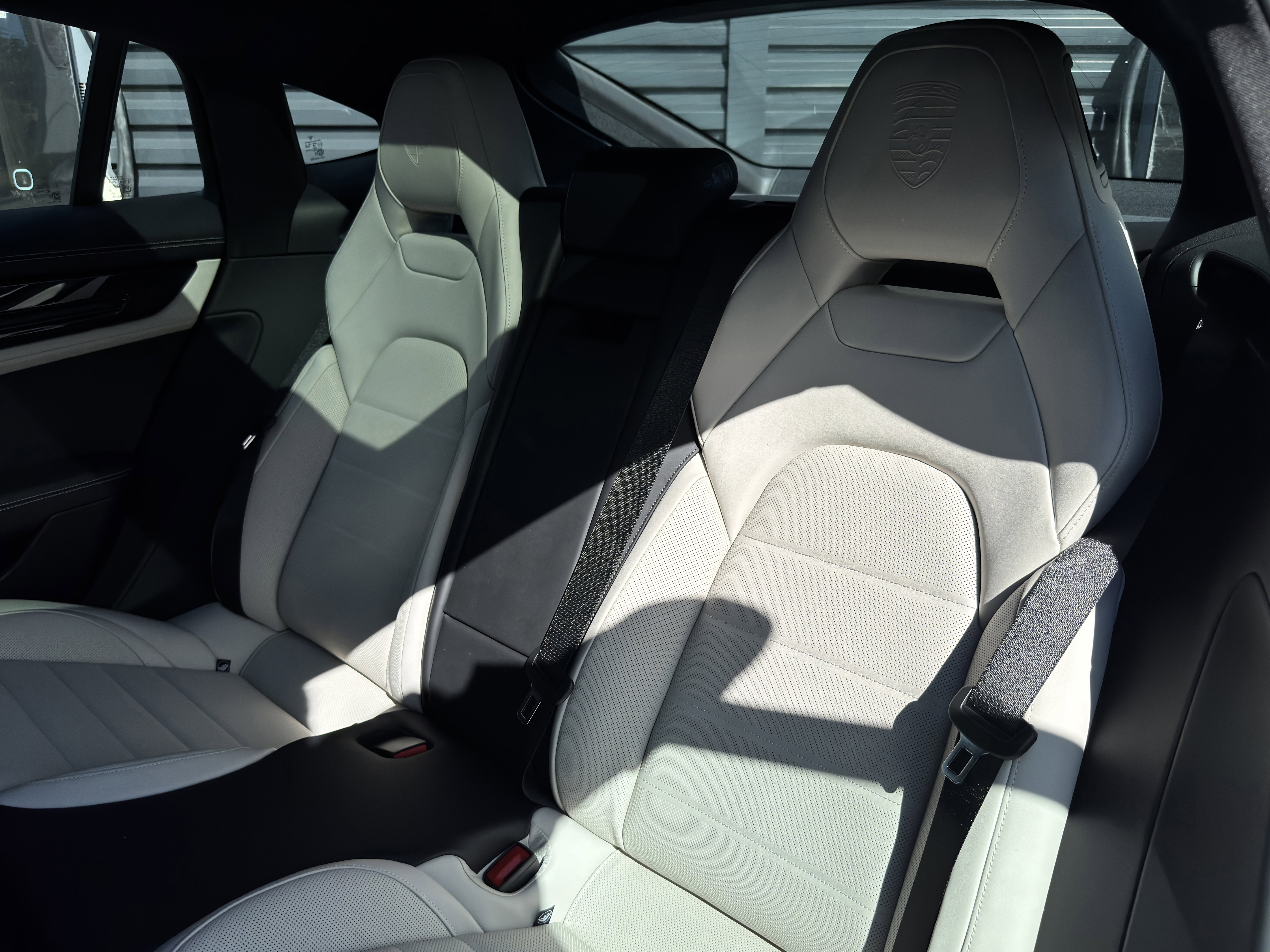 New 2025 Porsche Panamera 4 image 28