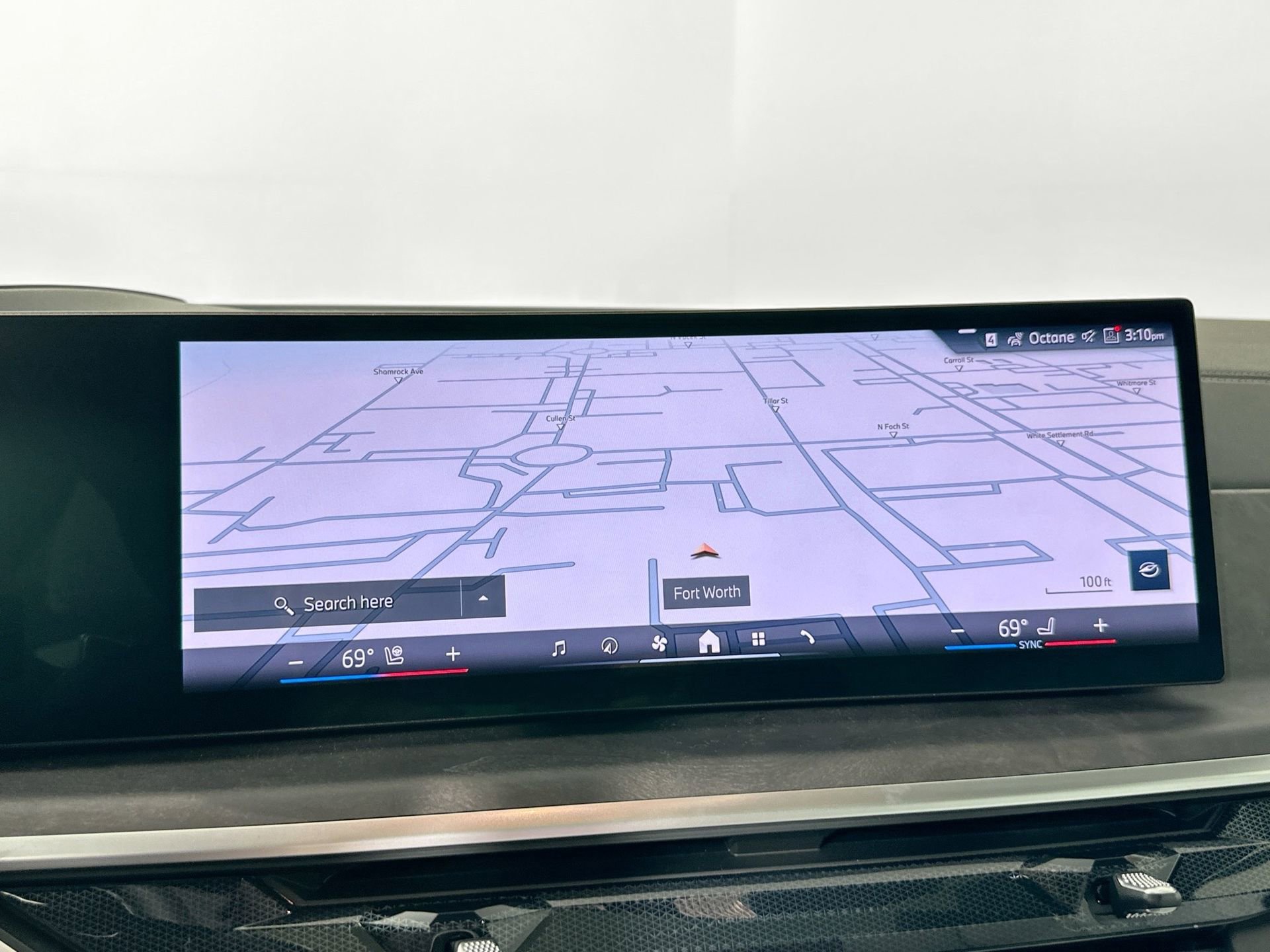 Used 2026 BMW X7 xDrive40i w/ M Sport Package image 13