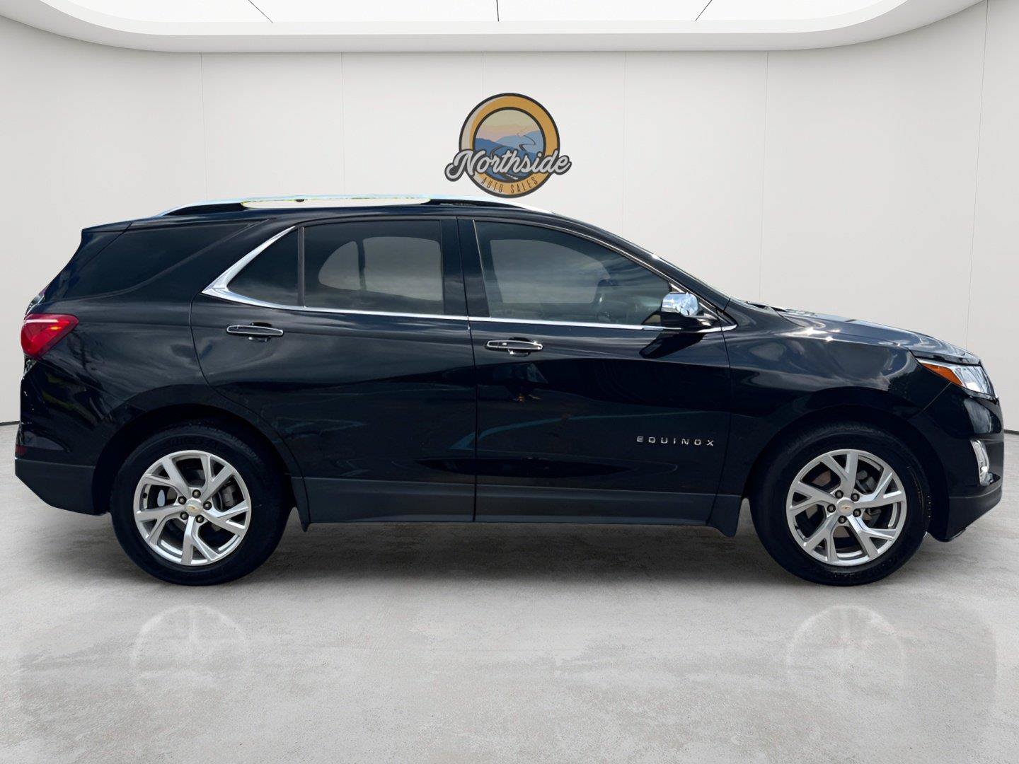 Used 2020 Chevrolet Equinox Premier FWD image 22