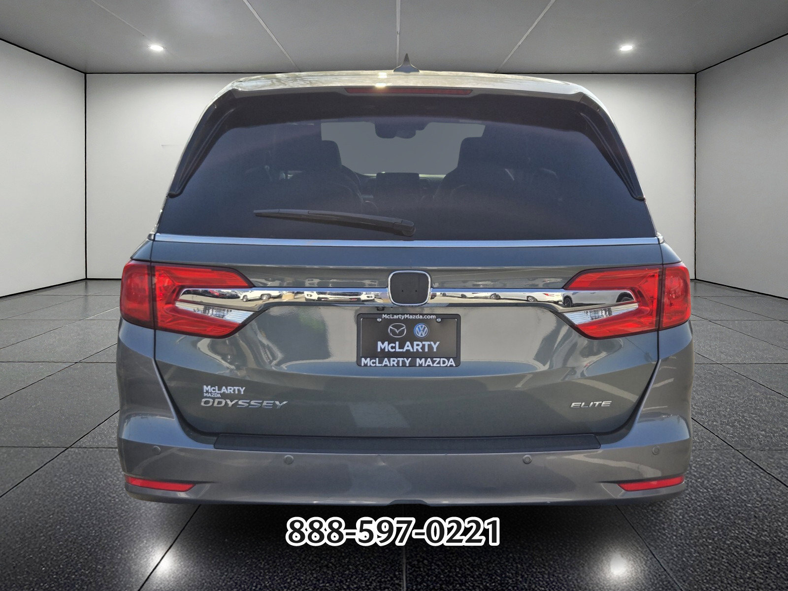 Used 2019 Honda Odyssey Elite image 4