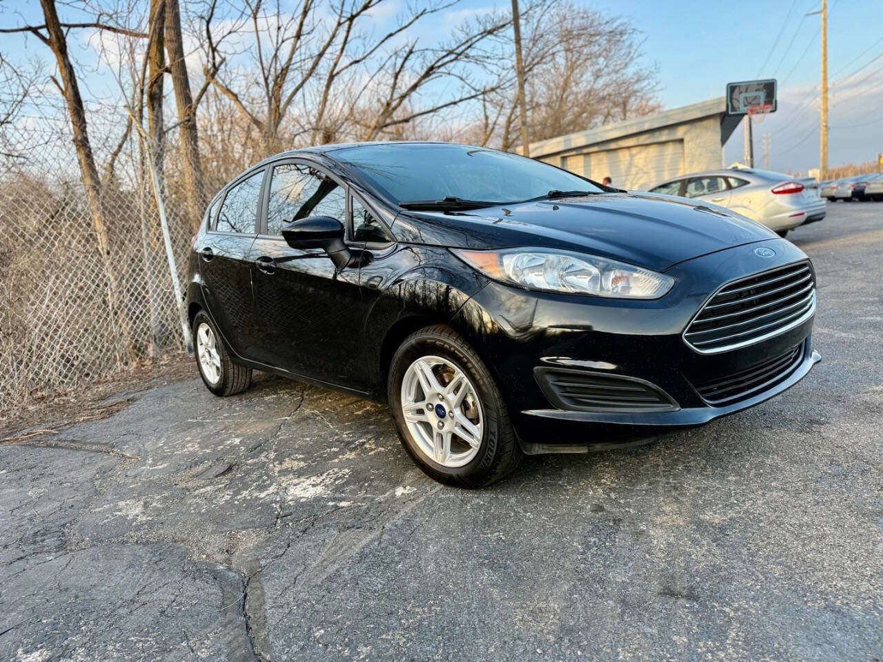 Used 2018 Ford Fiesta SE image 7