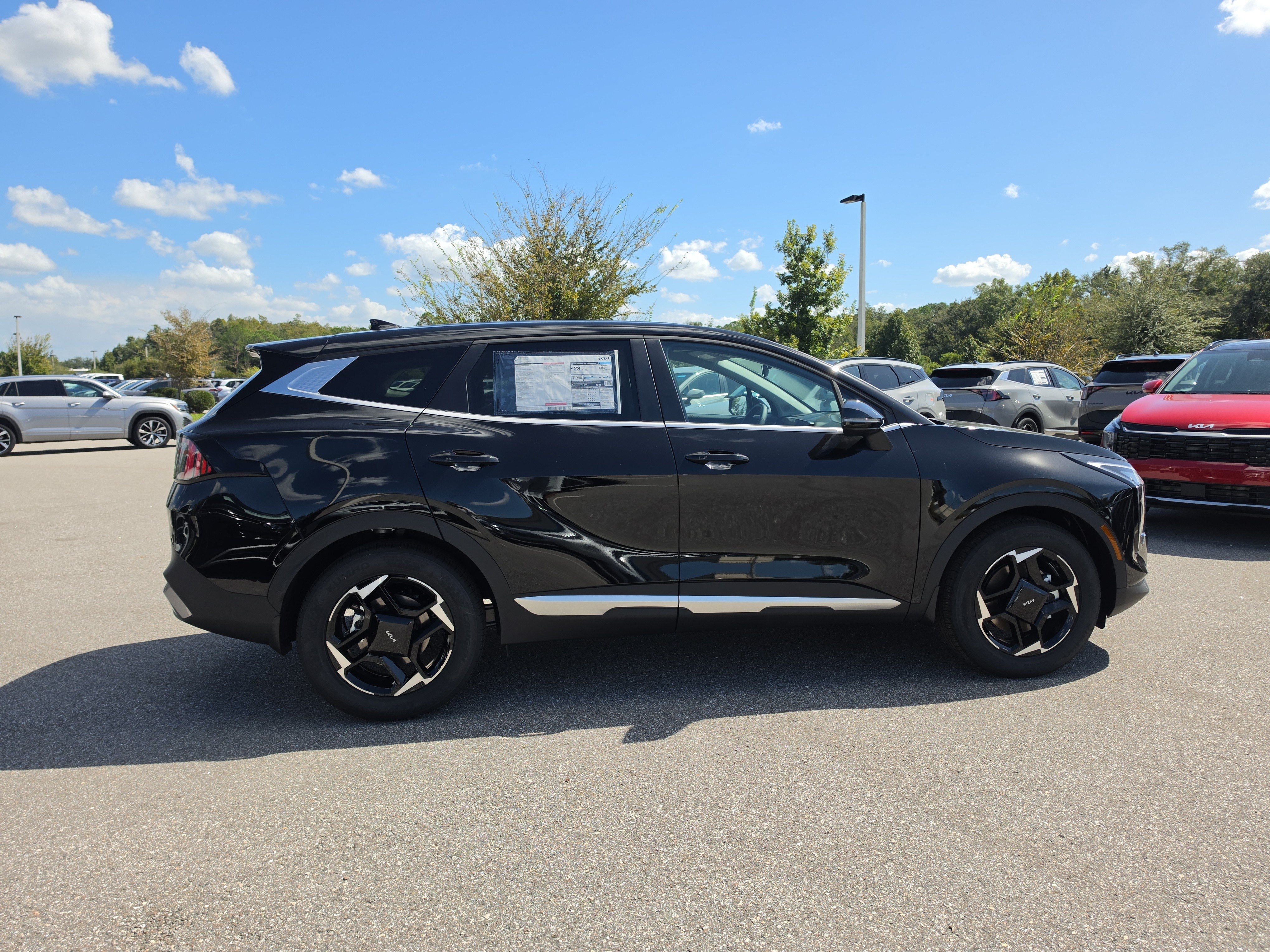 New 2027 Kia Sportage EX FWD image 9