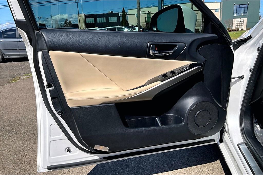 Used 2016 Lexus IS 300 AWD w/ Navigation System Package image 22