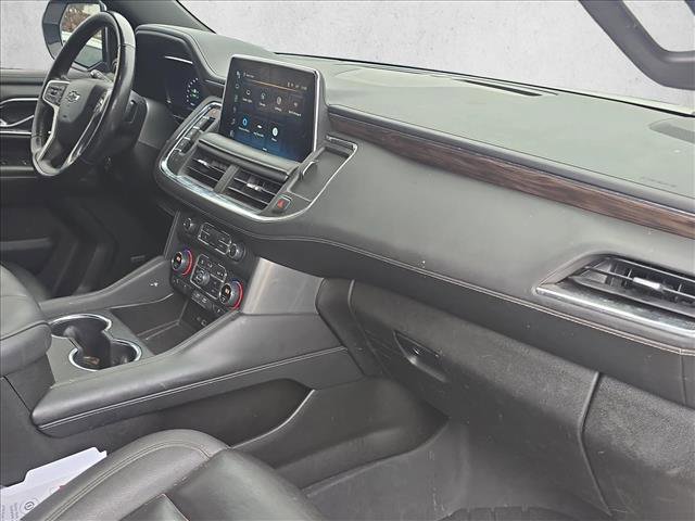Used 2022 Chevrolet Suburban Z71 w/ Luxury Package image 23