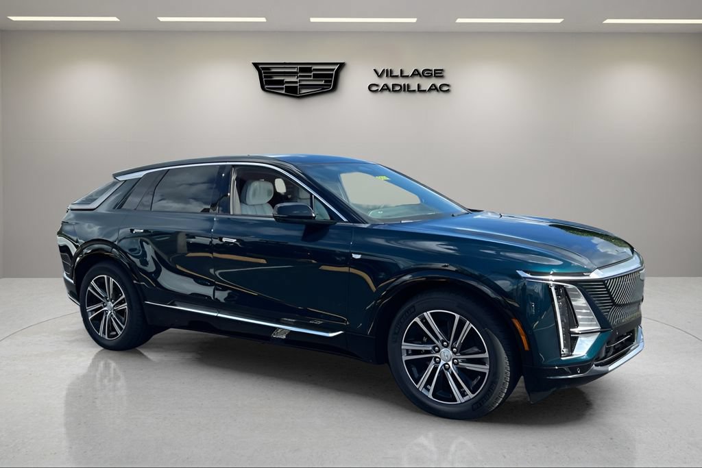 New 2026 Cadillac Lyriq Premium Luxury w/ LPO, Floor Liner Package RWD image 7