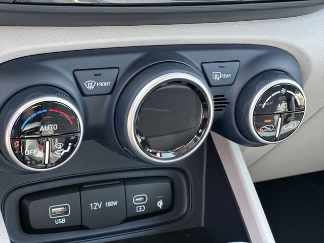 New 2026 Hyundai Venue SEL FWD image 23
