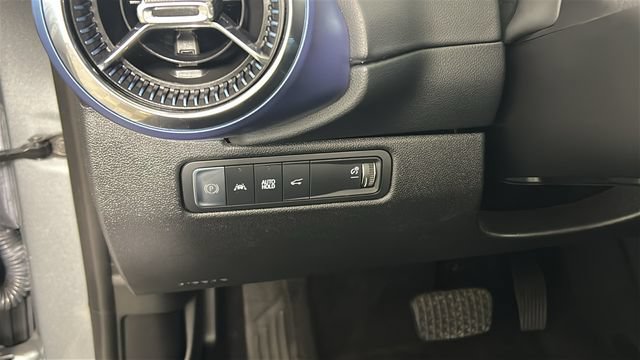 Used 2024 Chevrolet Equinox EV LT FWD image 20