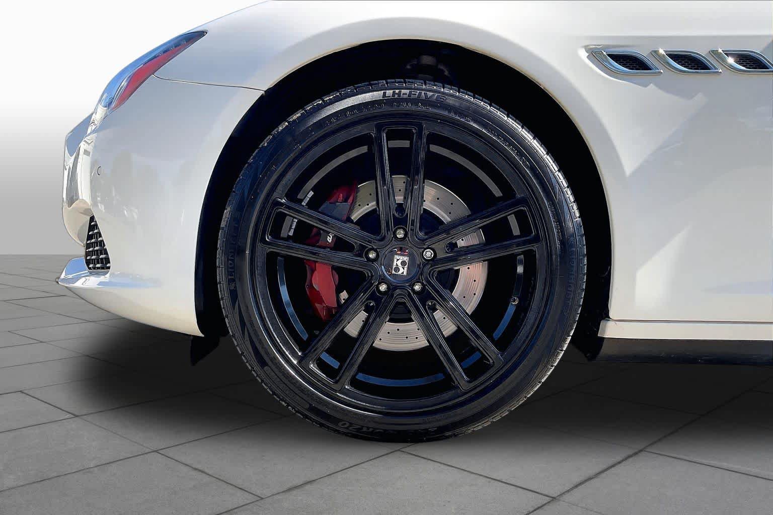 Used 2017 Maserati Quattroporte S RWD image 9