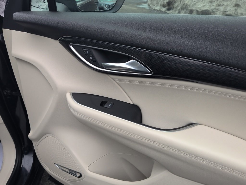 Used 2021 Buick Envision Essence w/ Technology Package I image 15