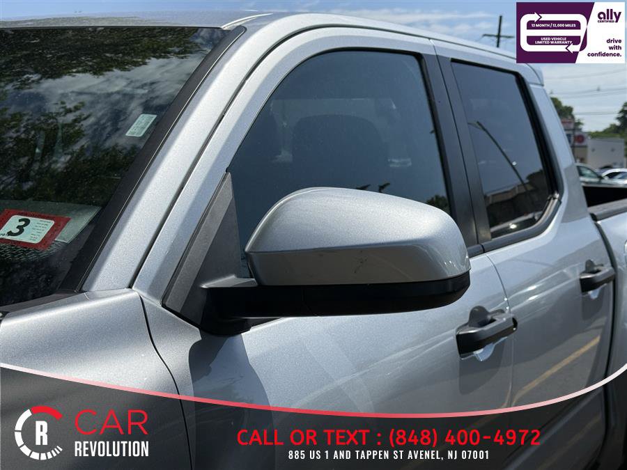 Used 2024 Toyota Tacoma TRD Off-Road AWD/4WD image 39