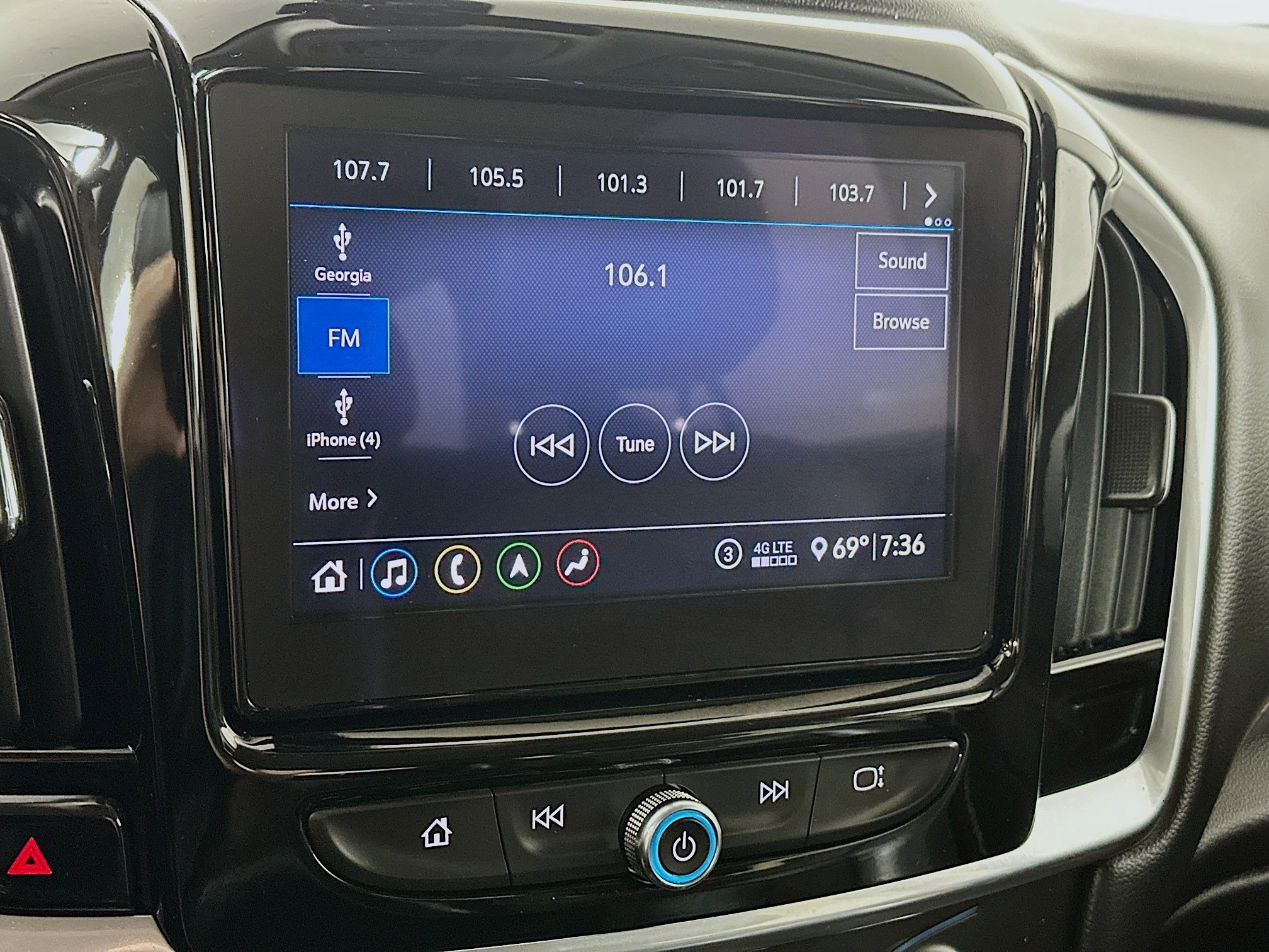 Used 2021 Chevrolet Traverse RS AWD/4WD image 15
