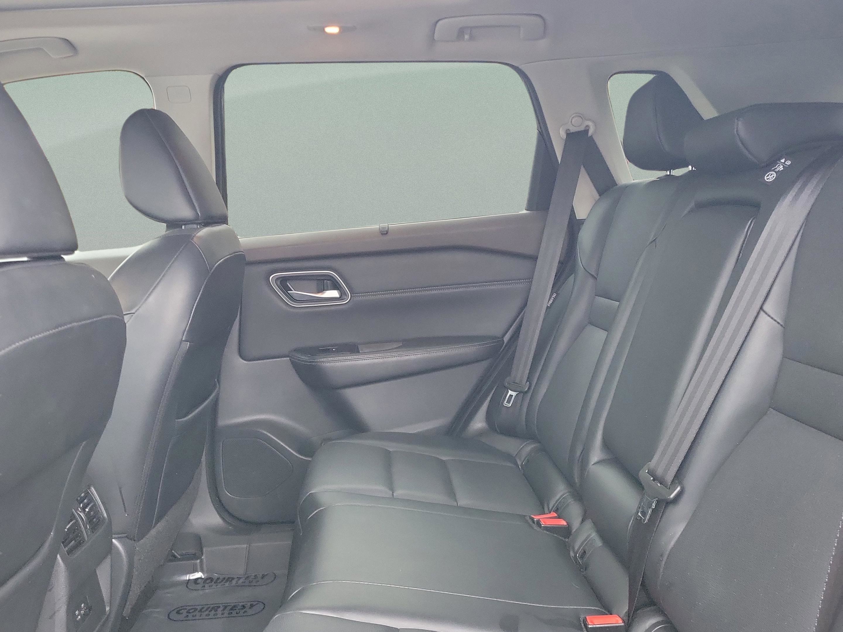 Certified 2021 Nissan Rogue SV w/ Premium Package image 15