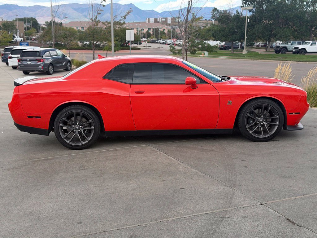 Used 2022 Dodge Challenger R/T Scat Pack RWD image 9