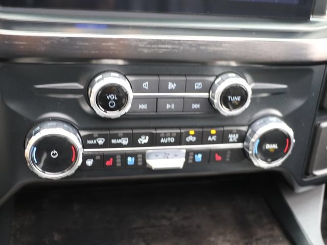 Used 2023 Ford F250 Lariat w/ Lariat Ultimate Package AWD/4WD image 25