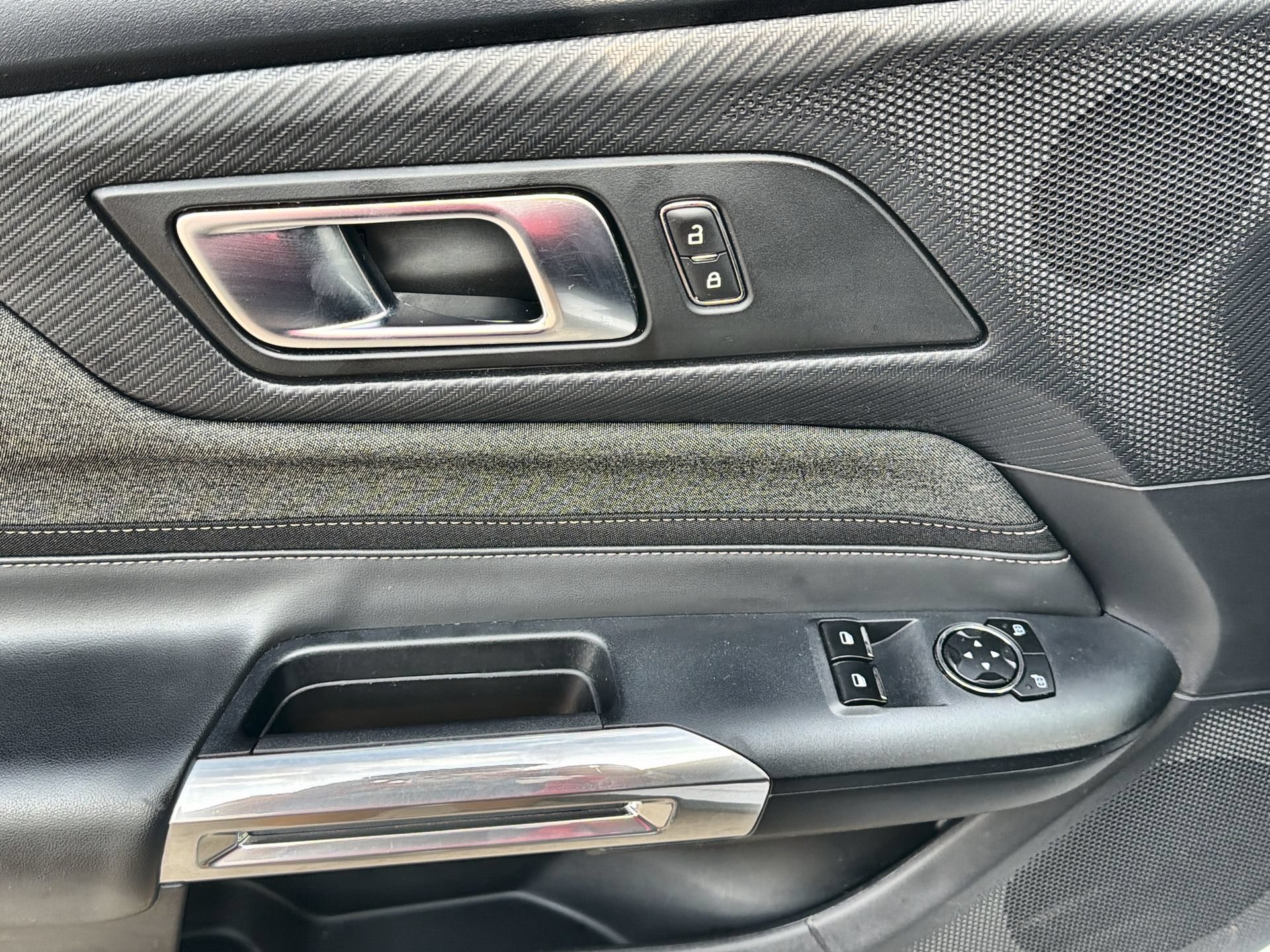 Certified 2024 Ford Mustang Coupe RWD image 13