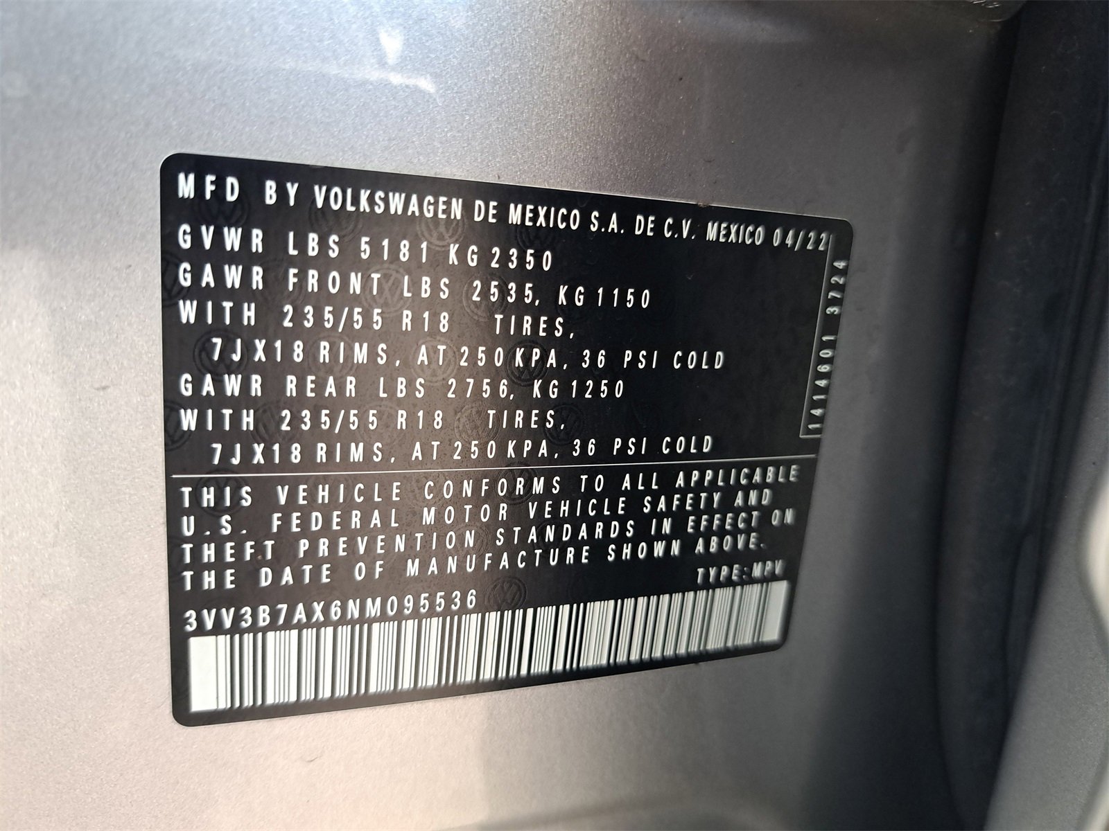 Used 2022 Volkswagen Tiguan SE image 41